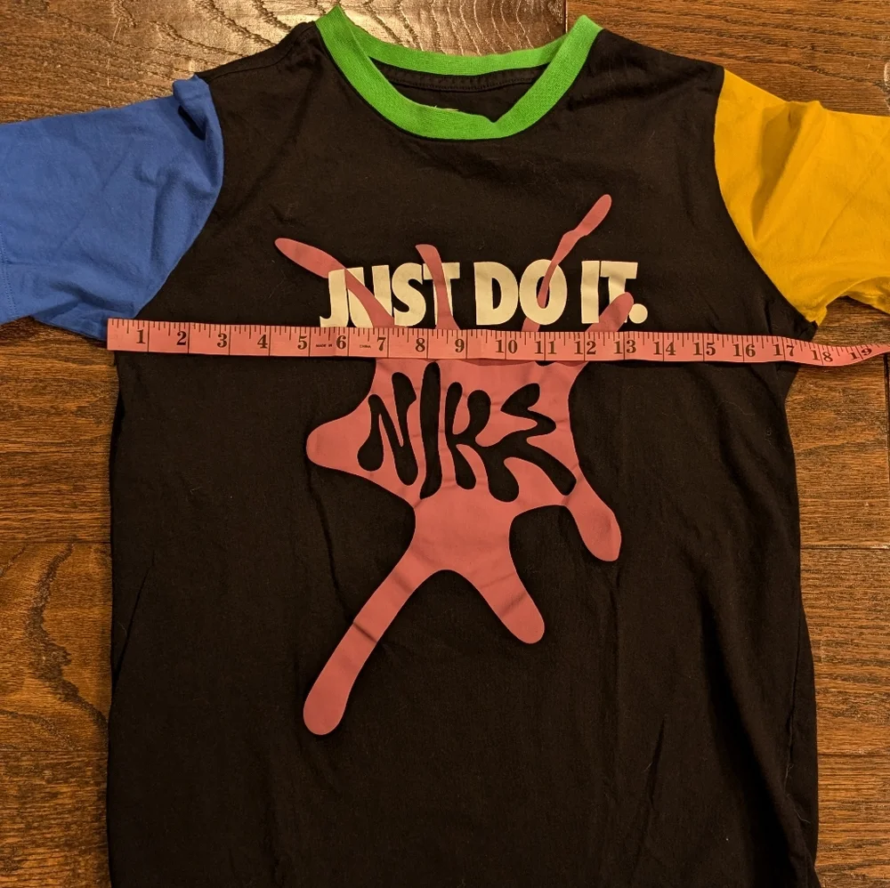 Nike Just Do It Color Block Tee - Picture 5 of 8